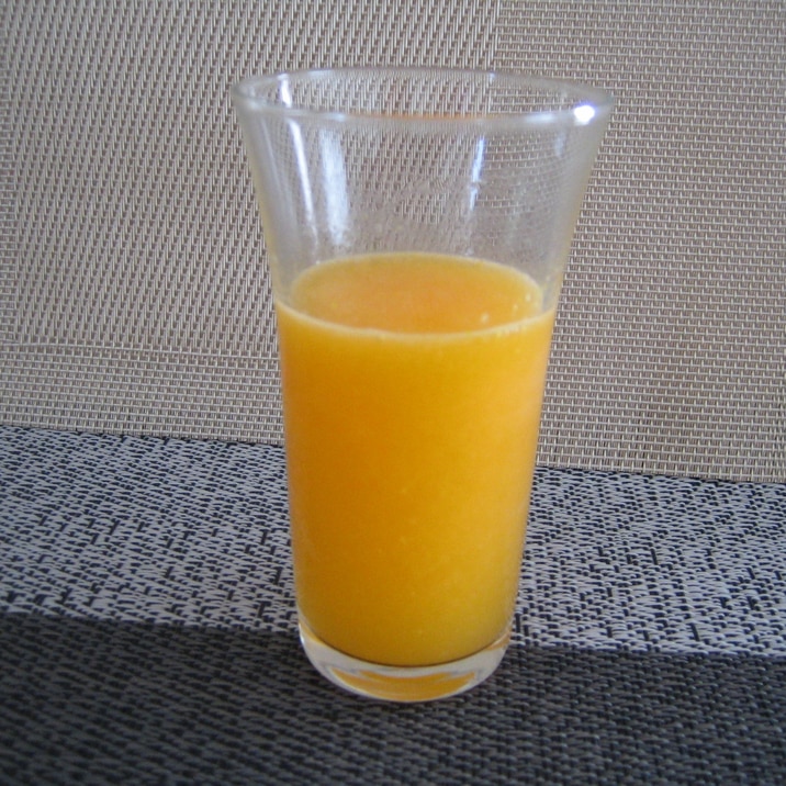 オレンジ100%ジュース